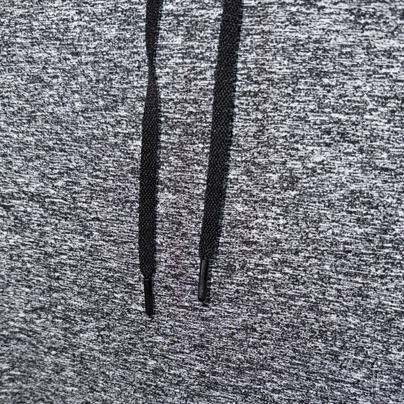 Under Armour Heat Gear Hoodie - Picture 7 of 9